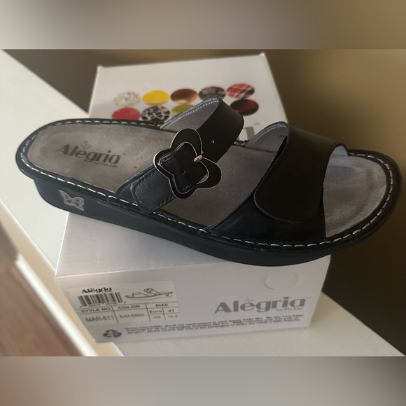 EUC VTG Algeria Verona Black Leather Sandals MAR-611A Sz 10.5/41 w/Original Box - Picture 2 of 8